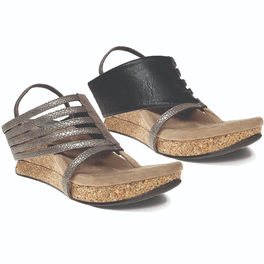 Elara - Gray flips to Black